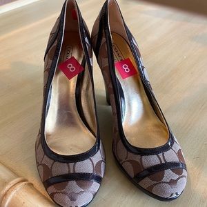 New Coach shoes size 8